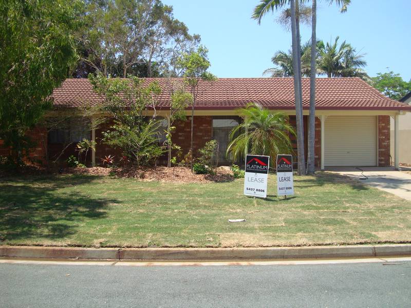 Buddina House - Close to Beach and La Bolsa Park!! Picture 1