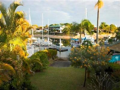 North Facing Entry Level Waterfront... Picture