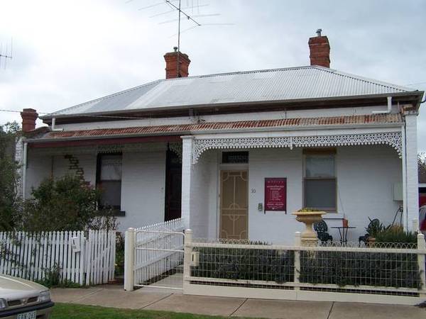 Worst House -- Best Street Picture 1