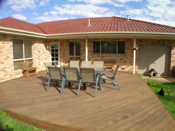 North Grove Picture 1