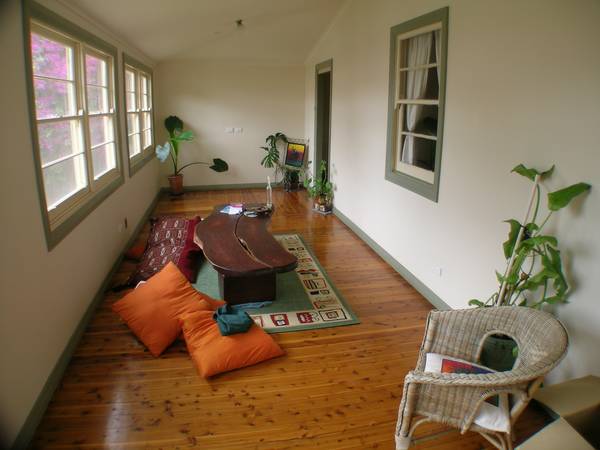 EXCELLENT LOCATION Picture 2