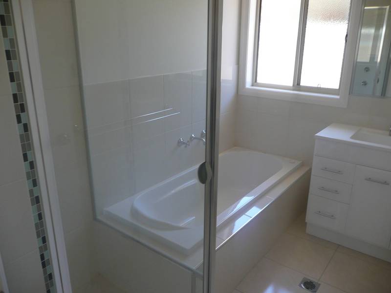 North Griffith Picture