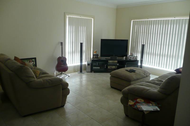 Collina Town House Picture 3