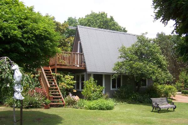 A GREAT VINTAGE PROPERTY Picture 2