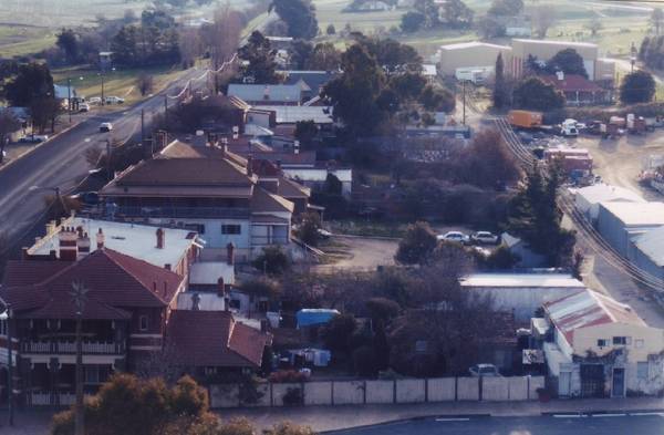 EXCELLENT REDVELOPMENT SITE Picture 3