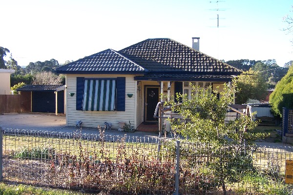 ROOM FOR ALL THE FAMILY Picture 1