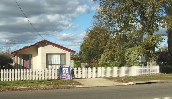 PRICE REDUCTION
-
BUILDER SAYS SELL !! Picture 1