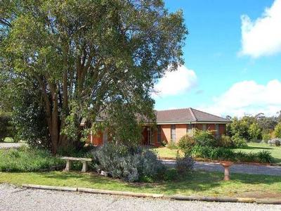 NEED SOMEWHERE REALLY NICE TO PARK YOUR TRUCK OR PONY Picture