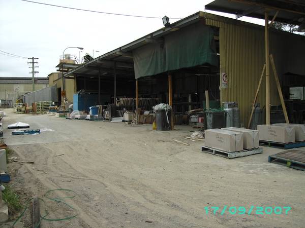 INDUSTRIAL LAND & BUILDINGS Picture 2