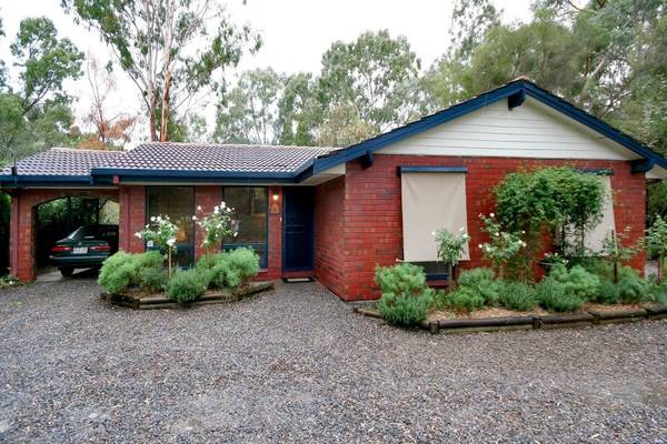 Delightful Family Home - Back on the Market due to Failed Contract Picture 2