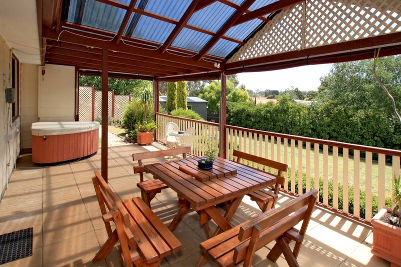 Stylish indoor / outdoor living Picture 2