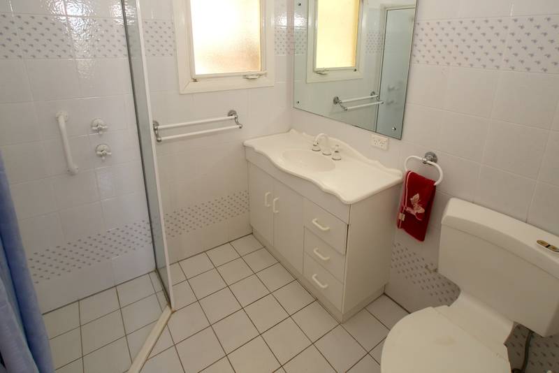 Great Opportunity; AUCTION Sat 7th from 1.30pm Picture 3