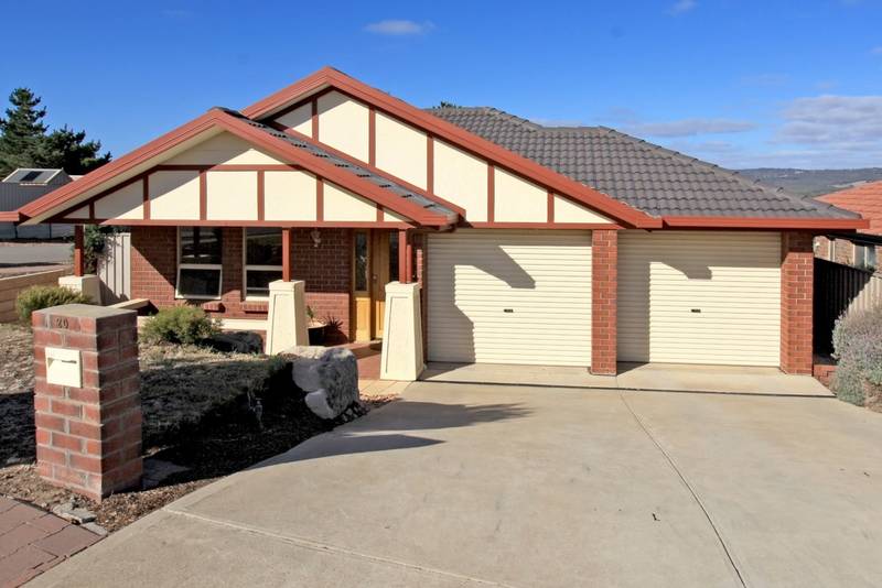 Superb Home In A Great Location Picture 2