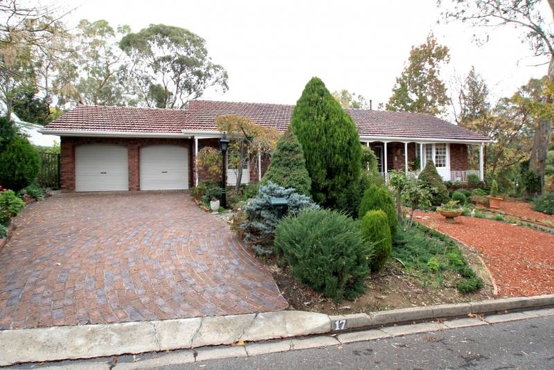 Quality home, Great Location Picture 2