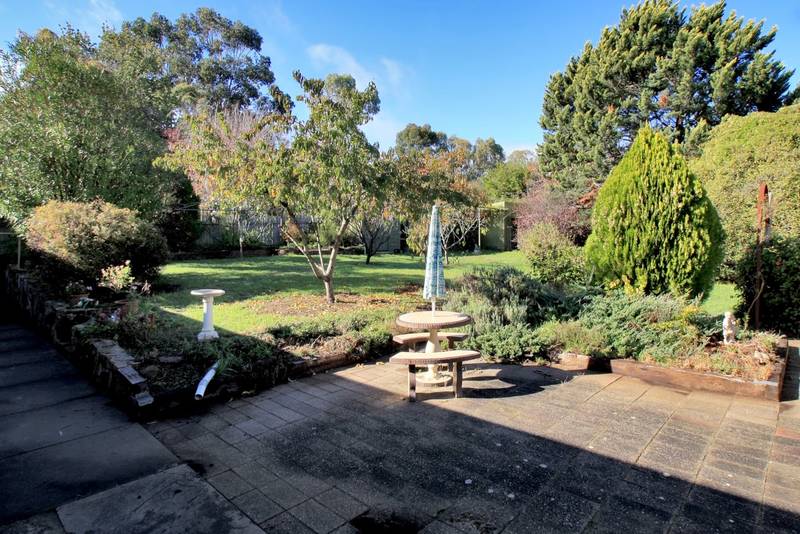 Delightful Solid Brick 3 Bedroom Home Opposite Reserve Picture 1