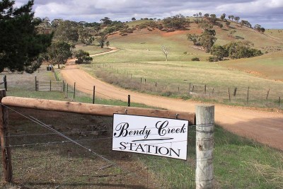 Stunning Lifestyle, Approx 80 Acres, 4 Brm Home Picture