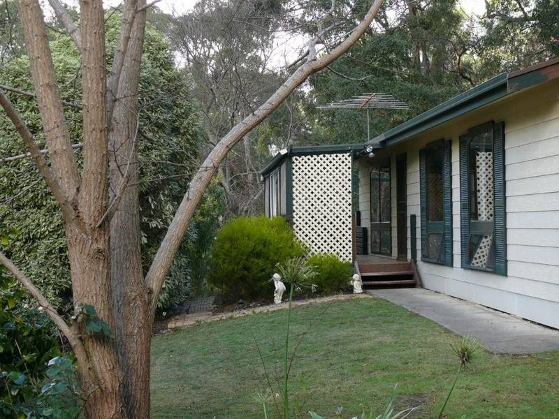 Country Cottage Picture 2