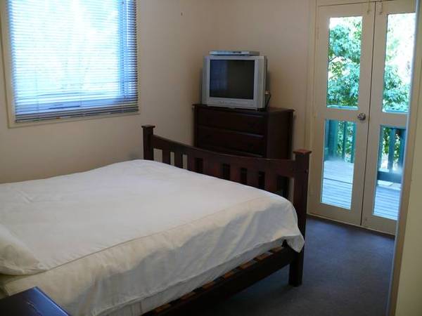 Luxury hills lifestyle minutes from the city Picture 2