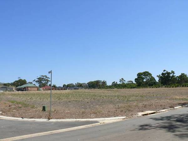 Stunning Corner Allotment Picture 1