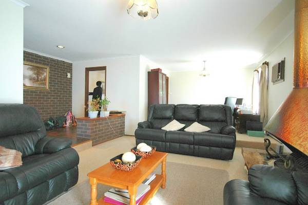 PICTURESQUE MILGATE PARK ESTATE Picture 2