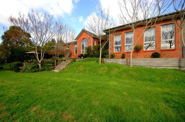 Elevated Private 1 Acre with Panoramic Views from Living Areas Picture 1