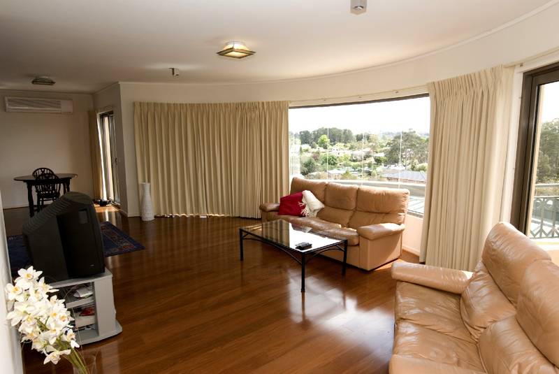 VIEWS GALORE FROM YOUR BALCONY Picture 2