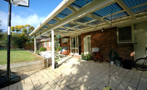 RANCH STYLE BEAUTY Picture 2