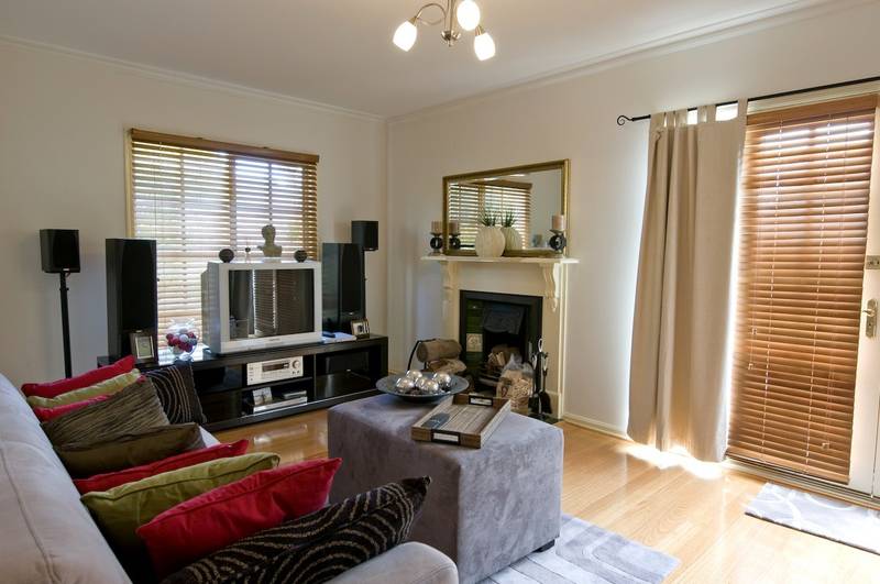 SHORT WALK TO DONCASTER WESTFIELD Picture