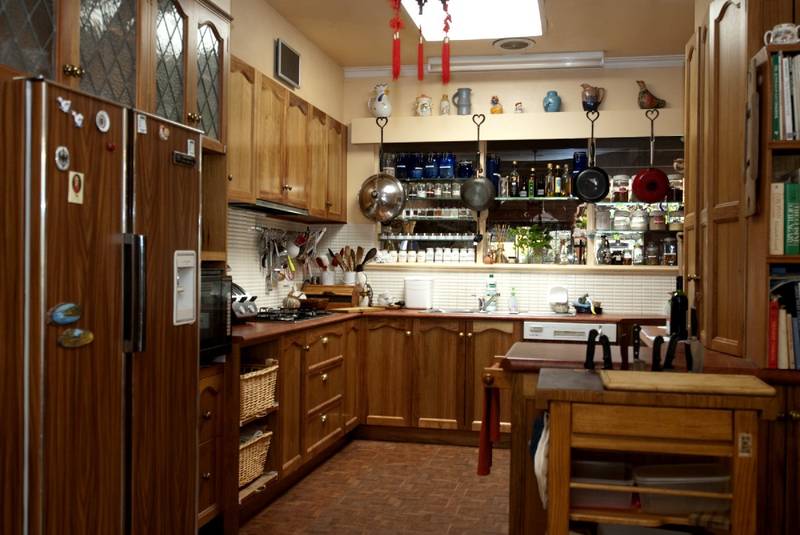 HISTORIC 1 ACRE PROPERTY WITH EUROPEAN INFLUENCE Picture 2