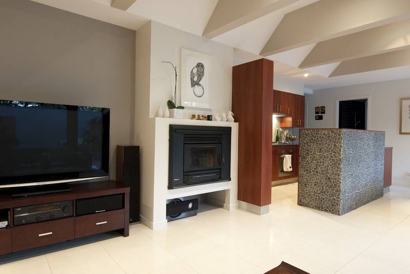 A TOUCH OF SOUTH YARRA Picture 3