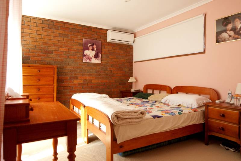 RESORT STYLE LIVING Picture 3