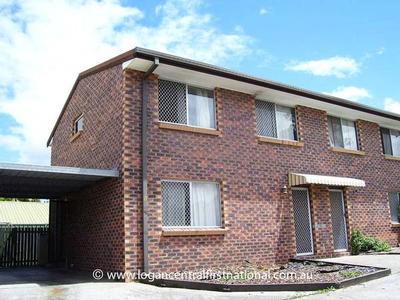 Cheap For A 3 Bedroom Townhouse! Picture