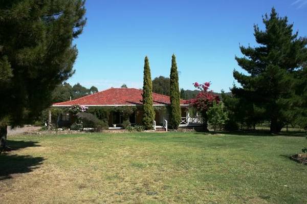 Offers Over $500,000 Picture 1