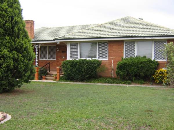 Clarence Town Picture 1