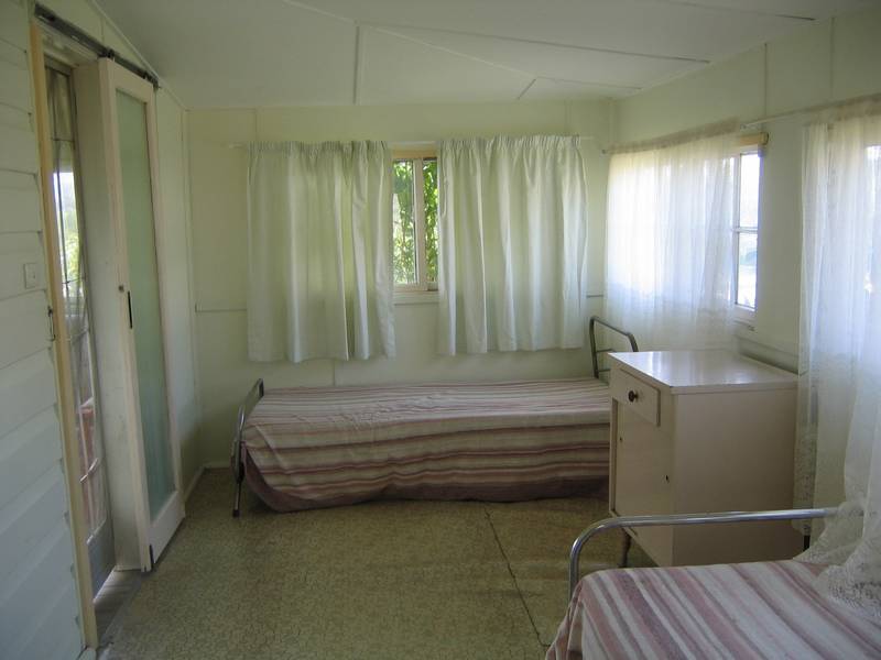 Location plus Picture 2