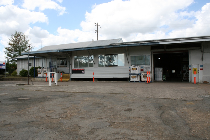 Investors Take Note Picture 3