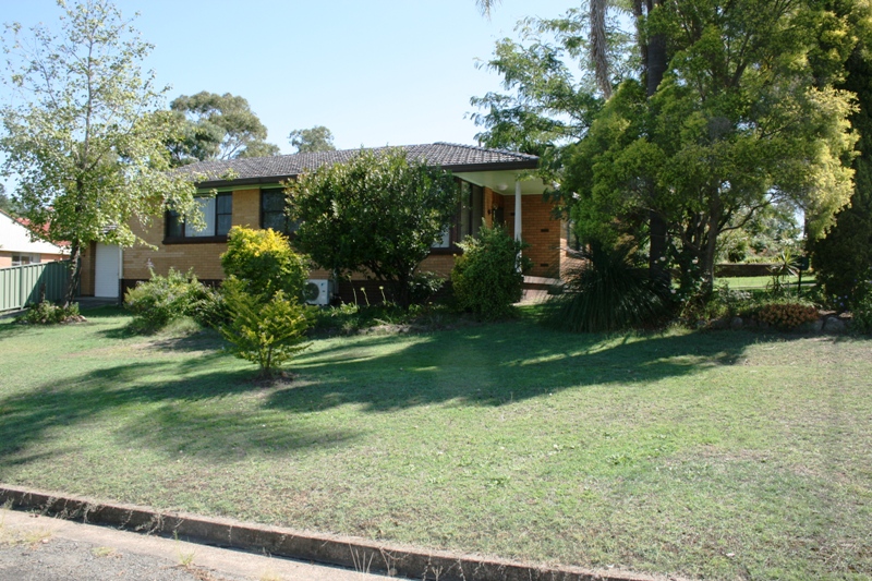 Great Family Home Picture Great Family Home Picture