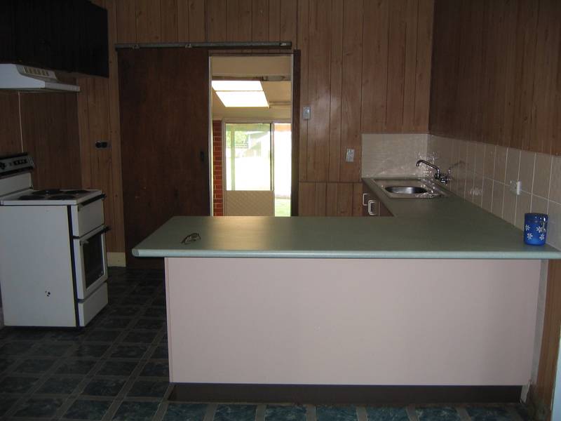 Older Style farm house Picture 3