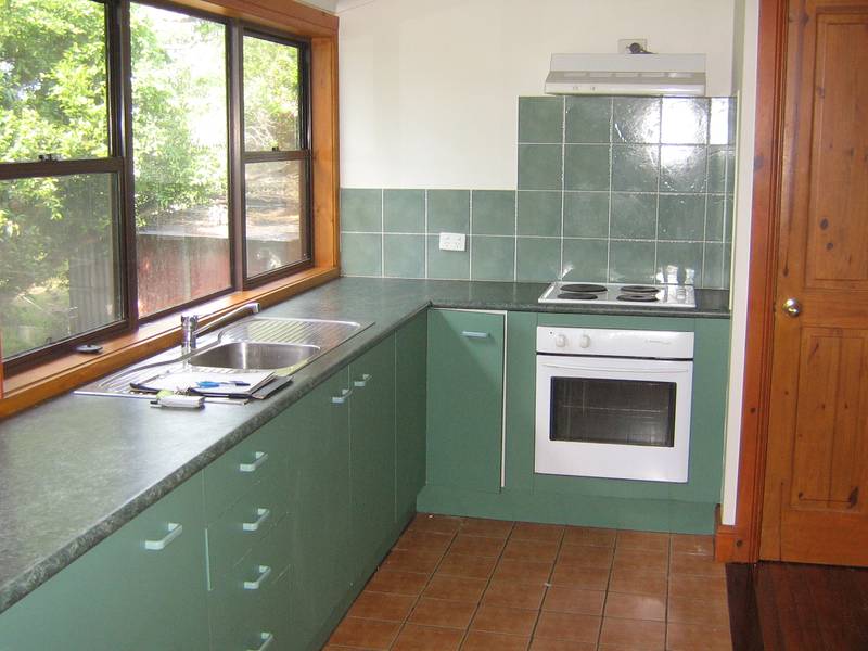 Lovely Family Home Central Dungog Picture 2