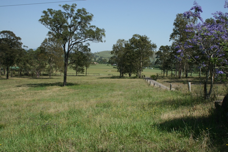 Casual Country Living Picture 3