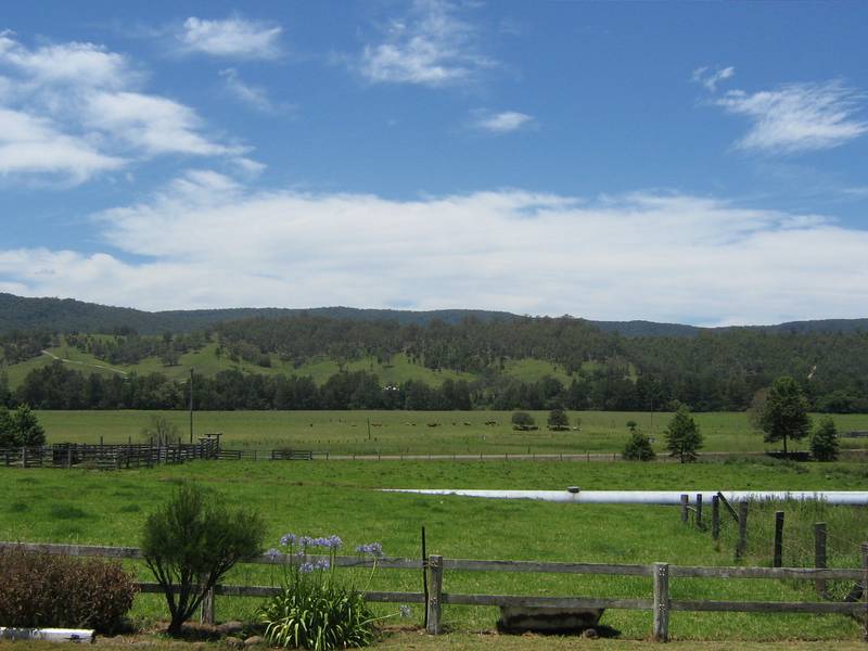 Bandon Grove available now room for all the family Picture 1