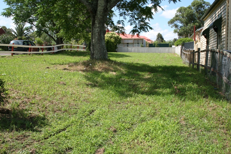 Vacant Building Block Picture 1