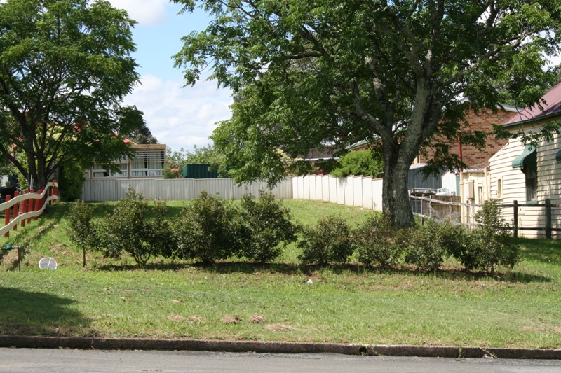 Vacant Building Block Picture 3