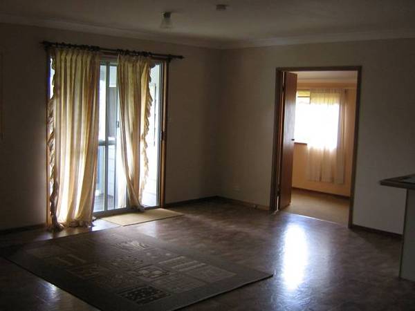 Neat and tidy home Dungog Picture 1
