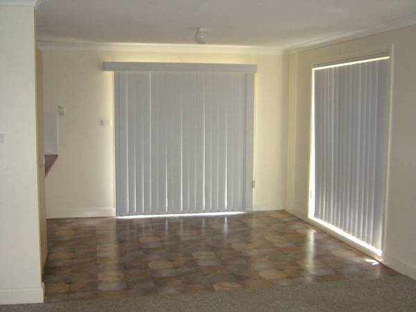 Clarence Town Picture 3