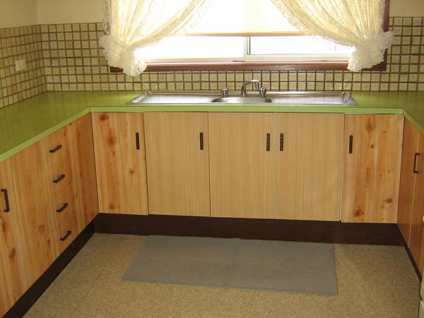 Fully Furnished Unit Picture 3