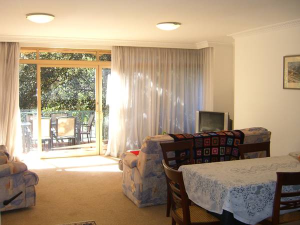 Luxury Apartment Complex! Picture 3