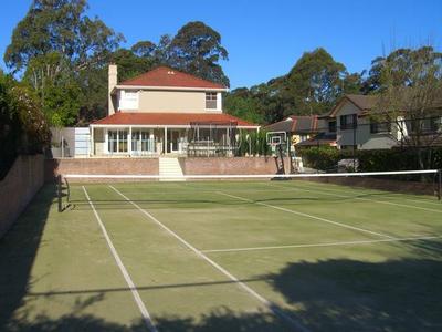 The Ultimate Family Entertainer! Picture