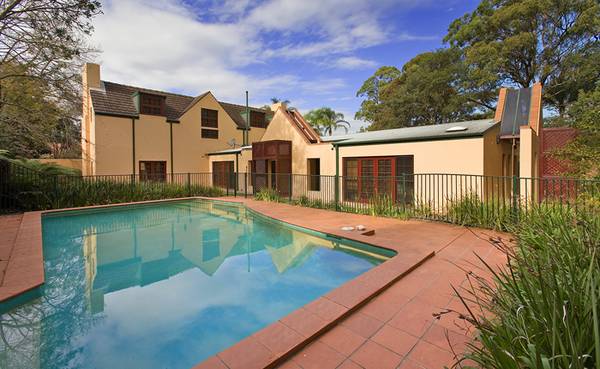 Offering the Ultimate Lifestyle! Picture 2