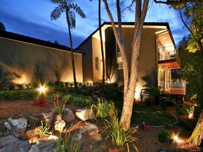 Brand New Executive Home! Picture Brand New Executive Home! Picture